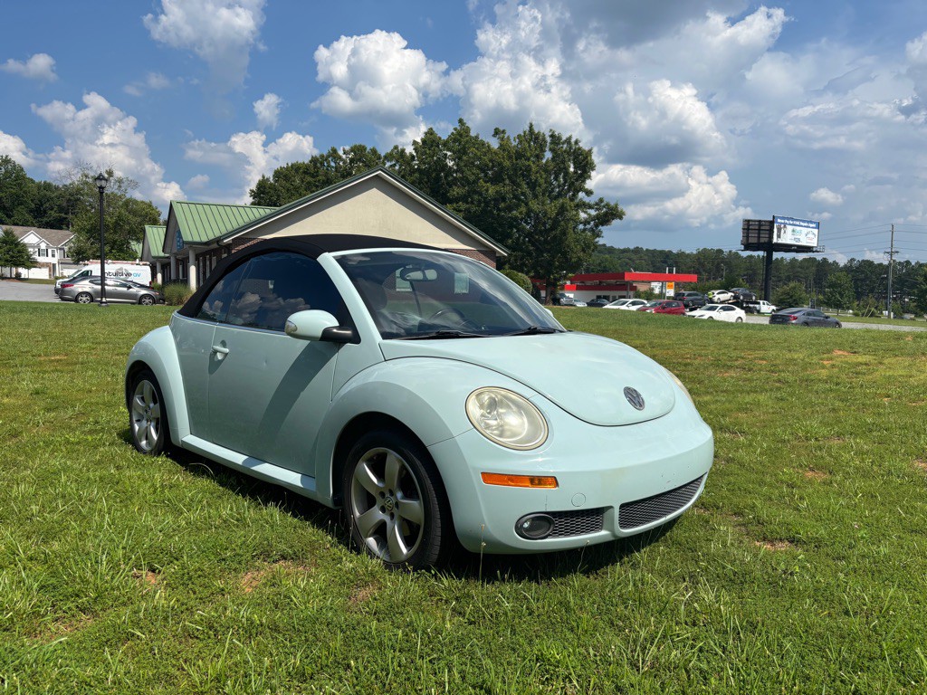 2006 Volkswagen Beetle Image 5