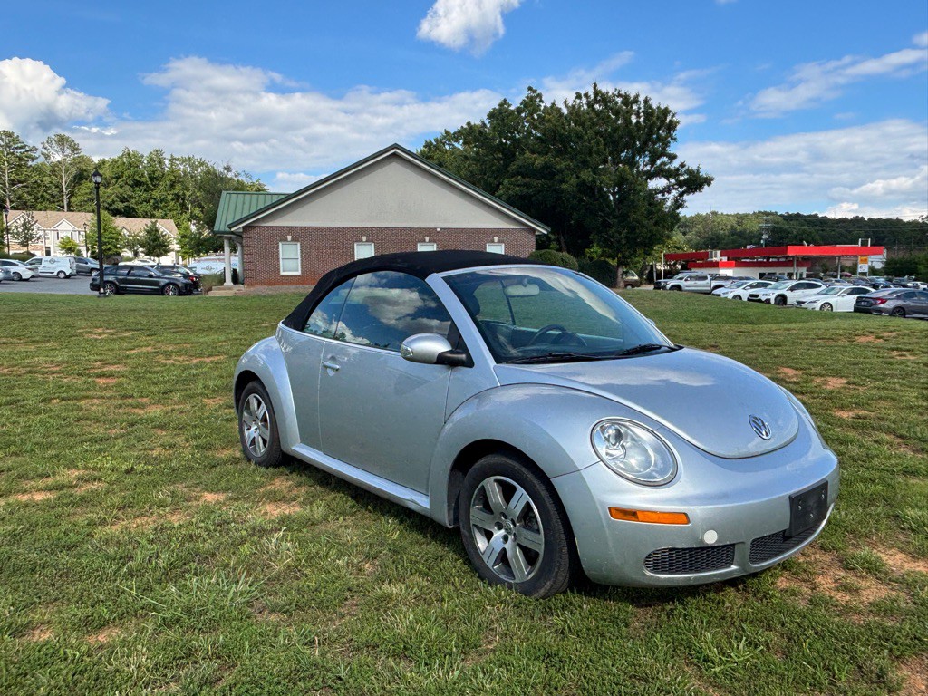 2006 Volkswagen Beetle Image 7
