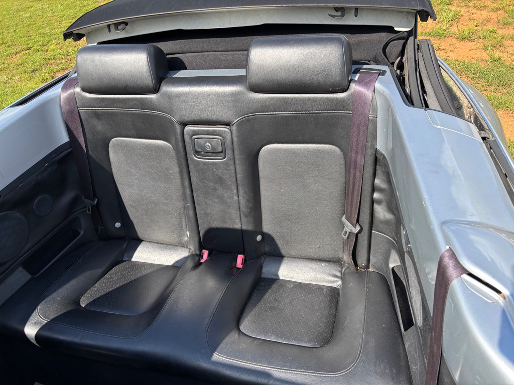 2006 Volkswagen Beetle Image 13