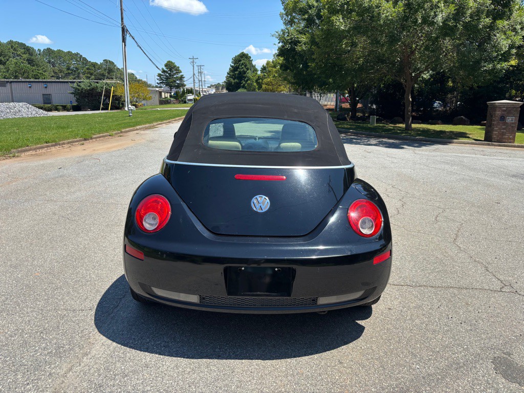 2007 Volkswagen Beetle Image 18
