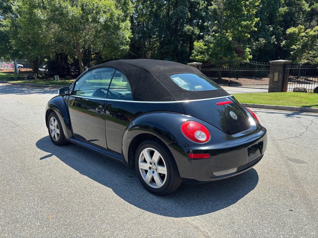2007 Volkswagen Beetle Image 19