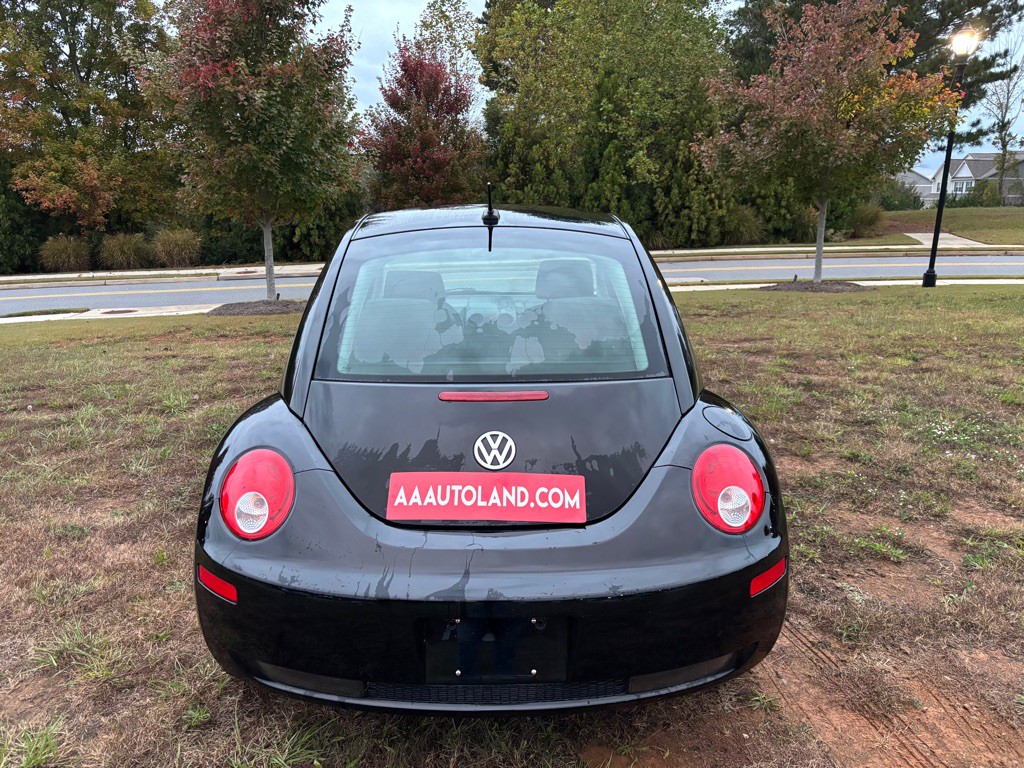 2009 Volkswagen Beetle Image 7