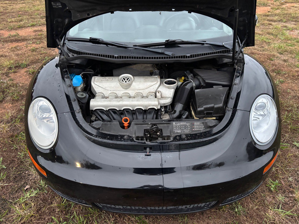 2009 Volkswagen Beetle Image 17