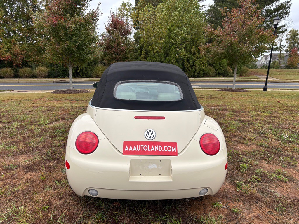 2003 Volkswagen Beetle Image 16