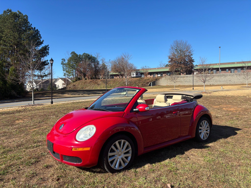 2008 Volkswagen Beetle Image 1