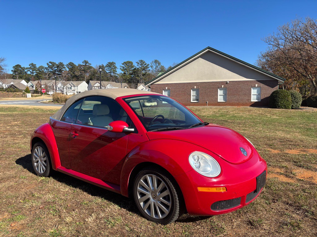 2008 Volkswagen Beetle Image 6