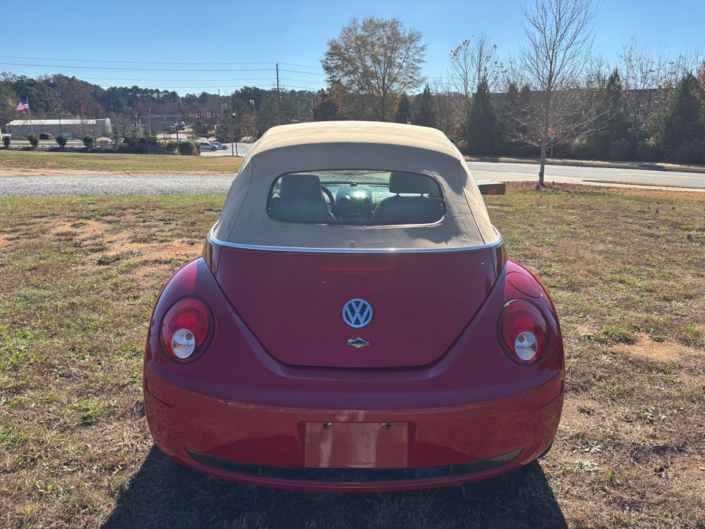 2008 Volkswagen Beetle Image 7