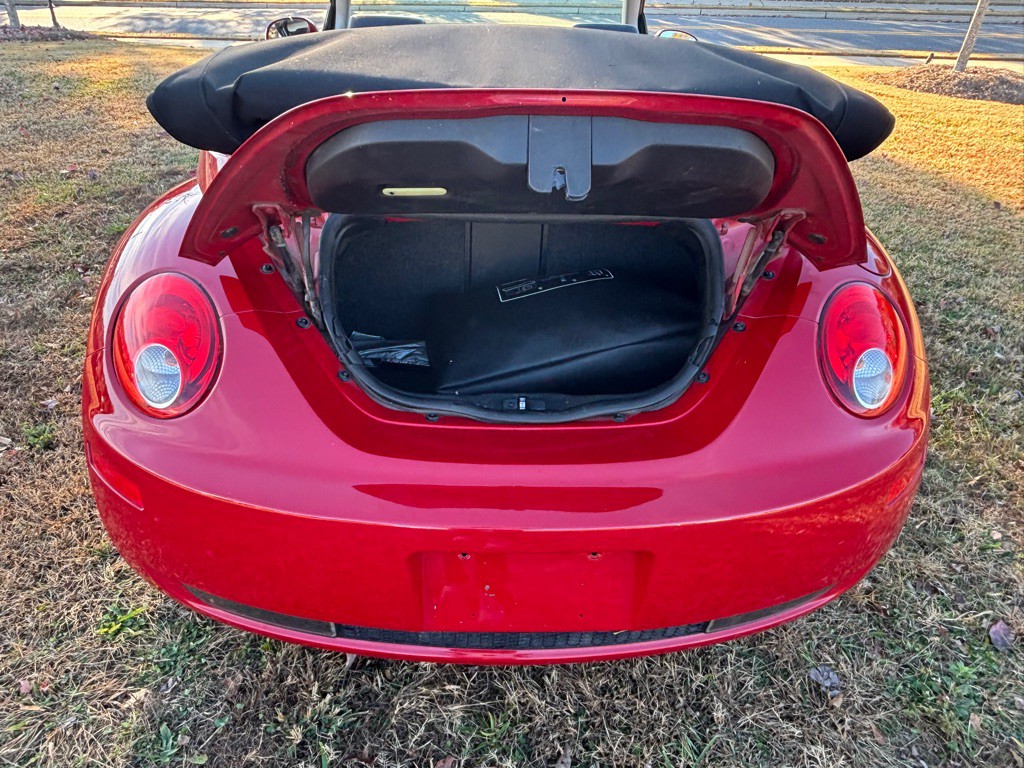 2007 Volkswagen Beetle Image 18