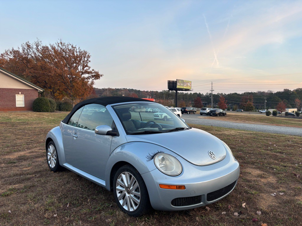 2009 Volkswagen Beetle Image 5