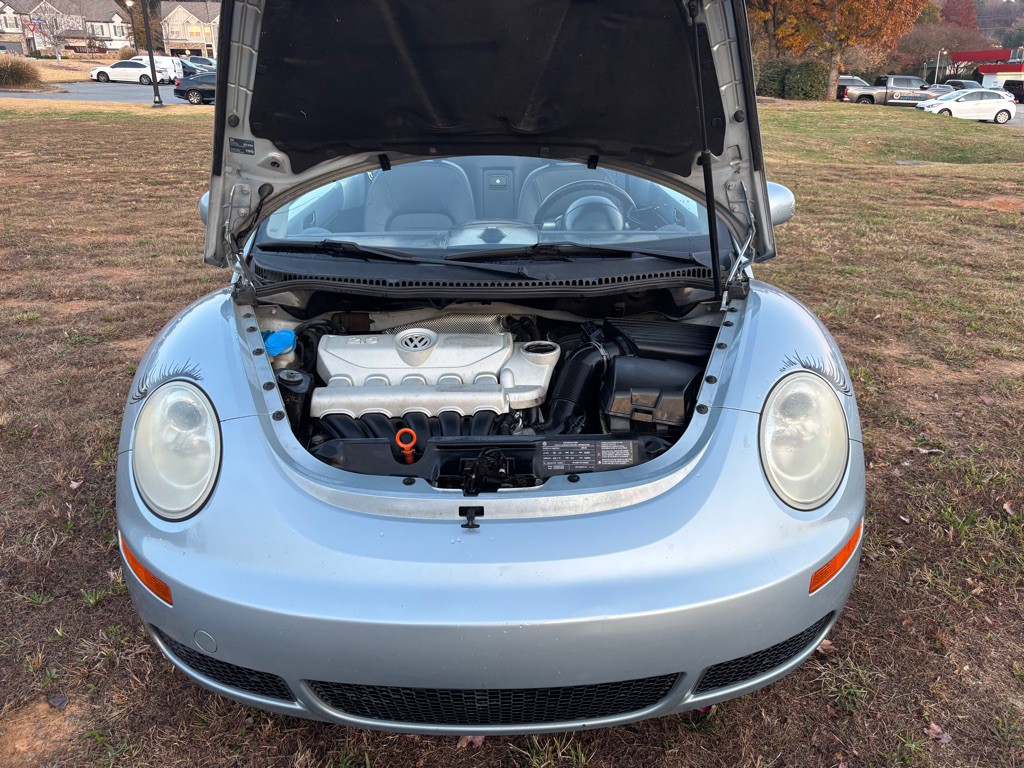 2009 Volkswagen Beetle Image 18