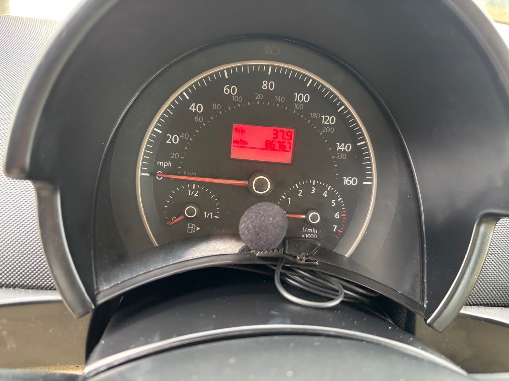 2010 Volkswagen Beetle Image 16