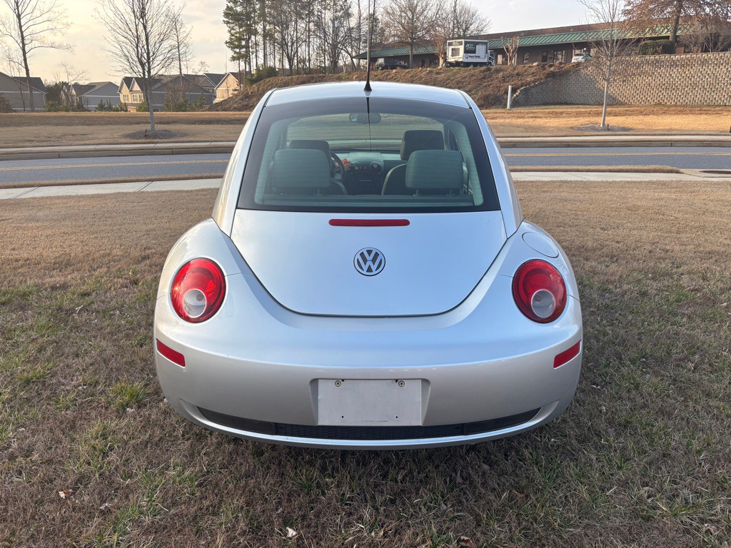 2007 Volkswagen Beetle Image 7