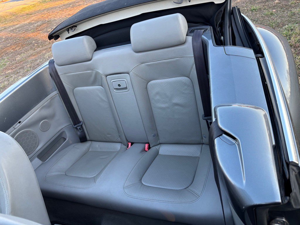 2006 Volkswagen Beetle Image 14