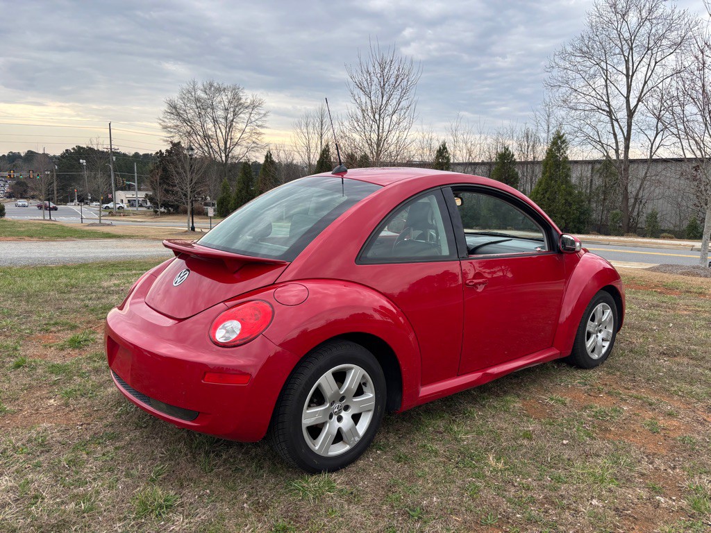 2007 Volkswagen Beetle Image 5