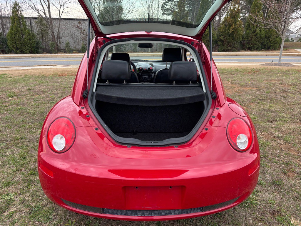 2007 Volkswagen Beetle Image 16