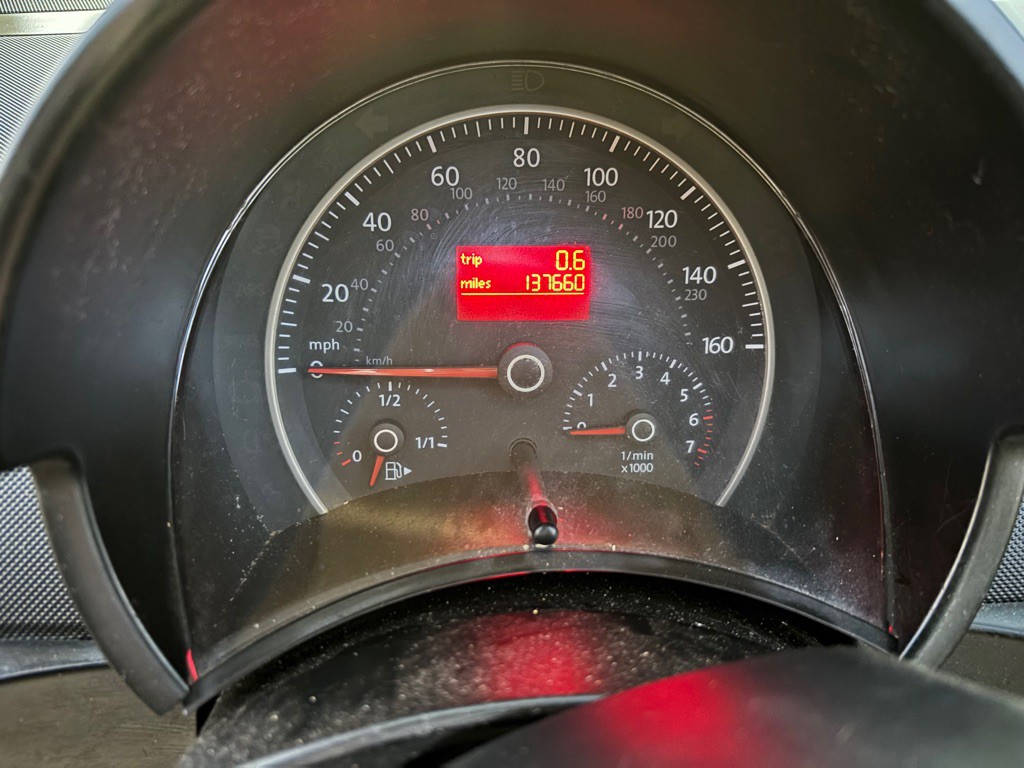 2008 Volkswagen Beetle Image 10