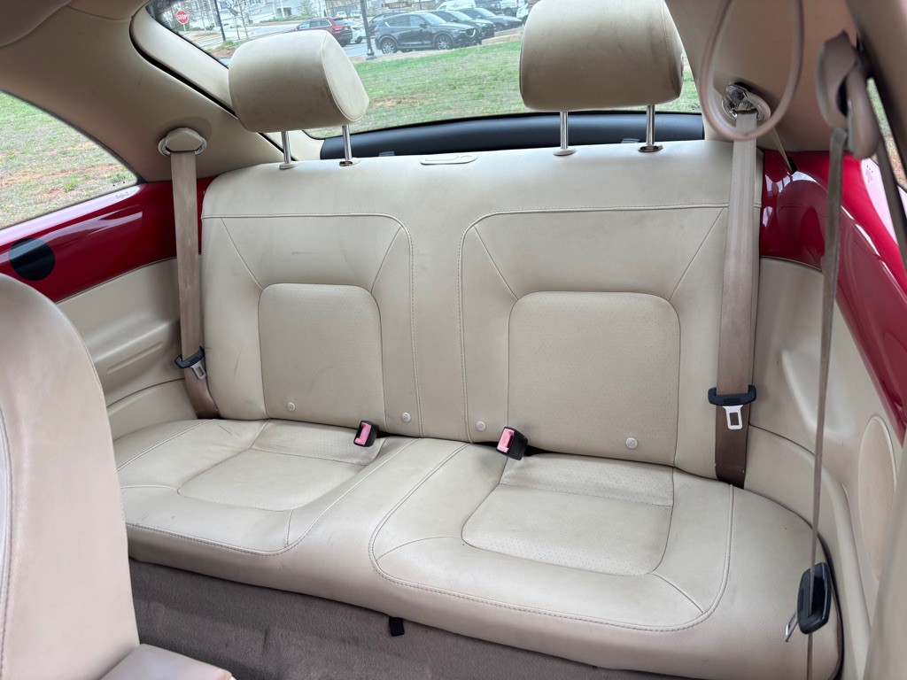 2009 Volkswagen Beetle Image 9