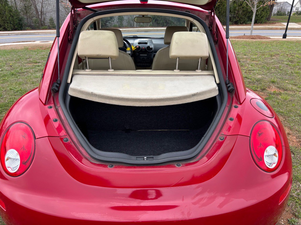 2009 Volkswagen Beetle Image 10