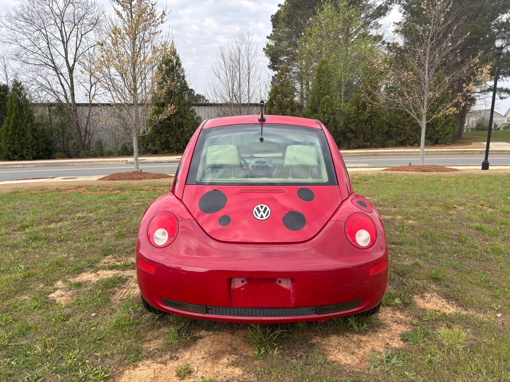 2009 Volkswagen Beetle Image 14