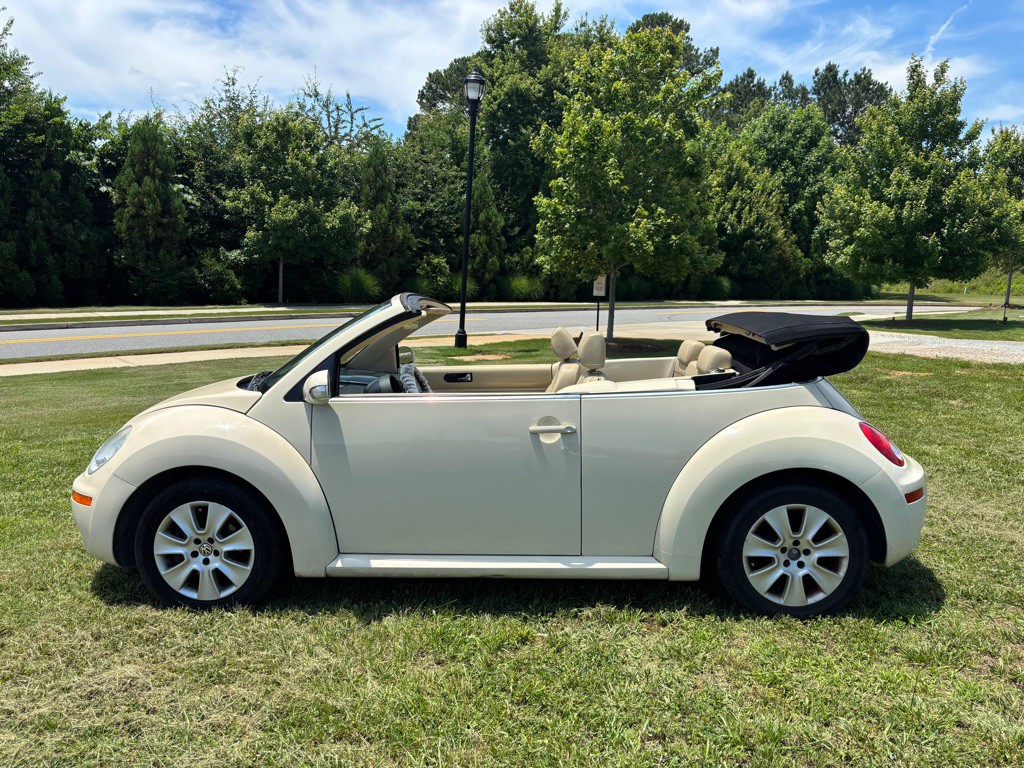 2008 Volkswagen Beetle Image 13