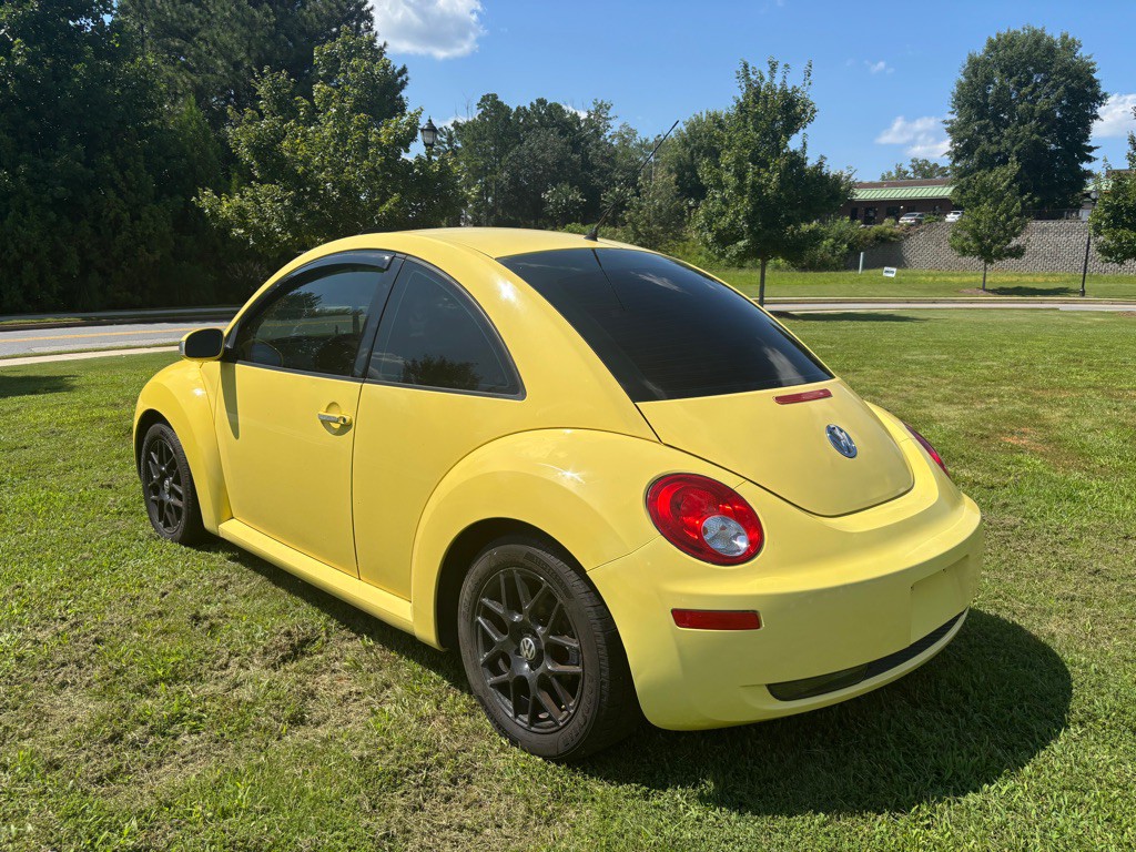 2007 Volkswagen Beetle Image 8