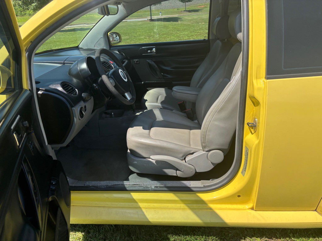 2007 Volkswagen Beetle Image 11