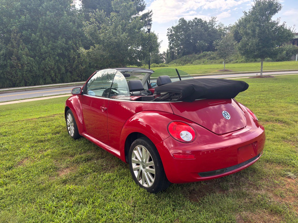 2008 Volkswagen Beetle Image 7