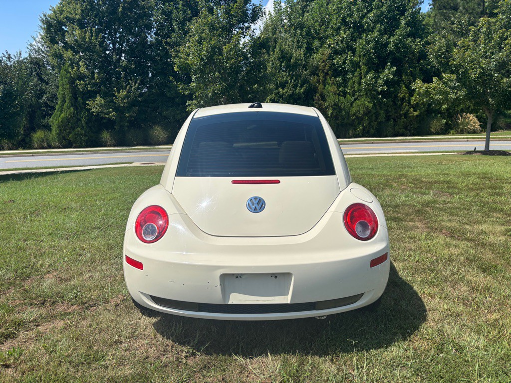 2007 Volkswagen Beetle Image 7