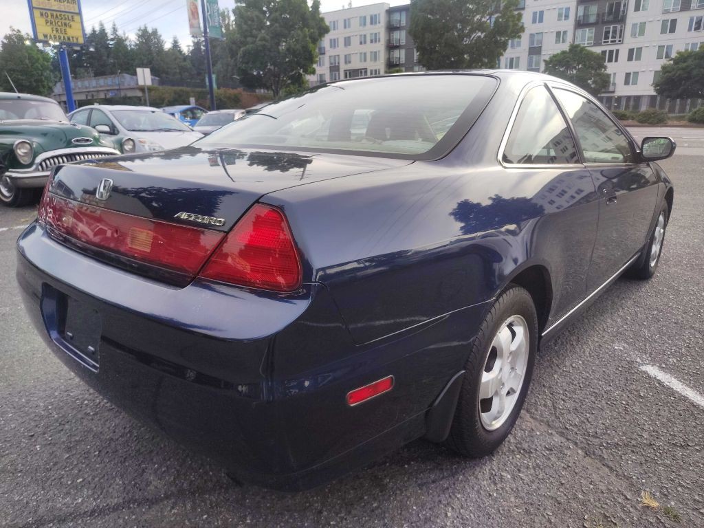 2001 Honda Accord Image 1