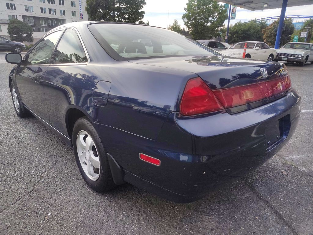 2001 Honda Accord Image 4