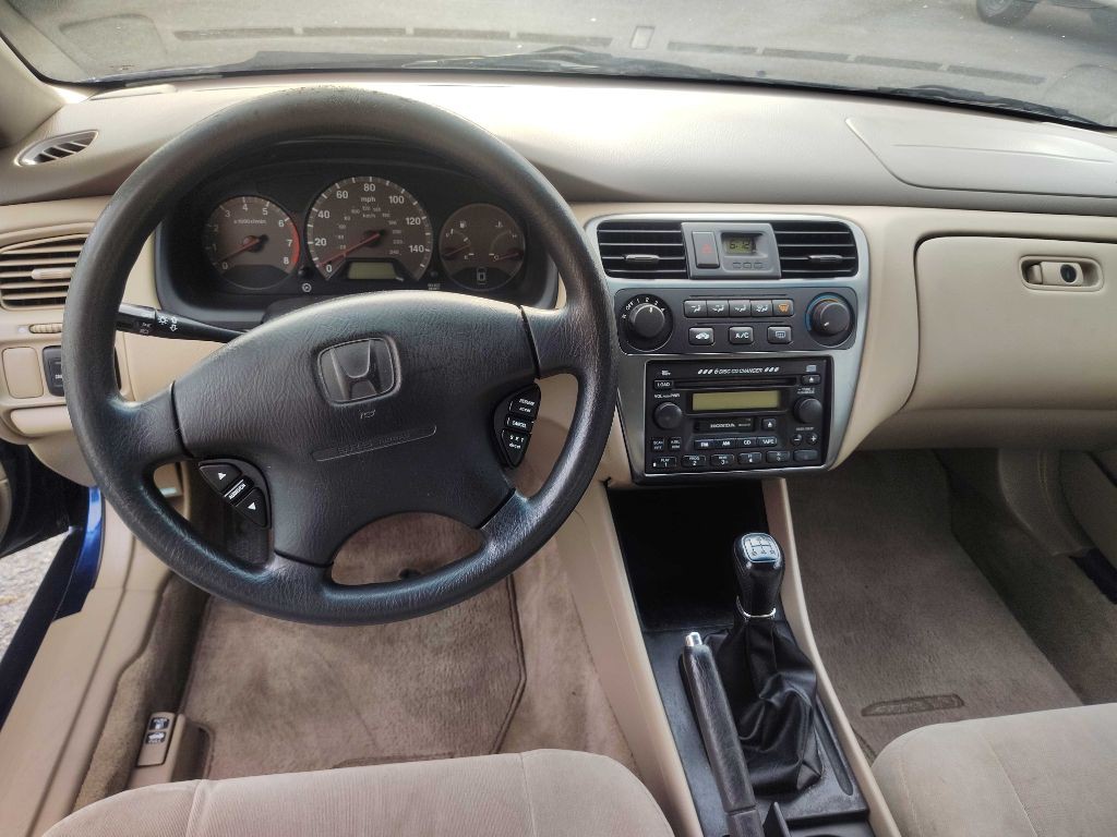 2001 Honda Accord Image 12