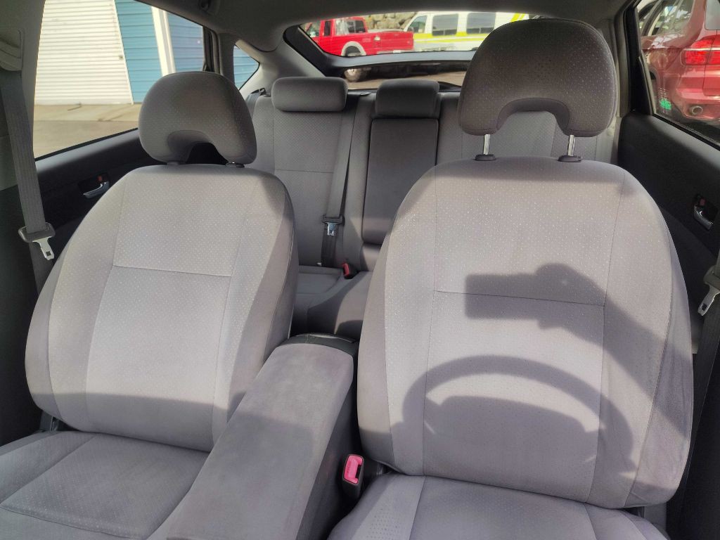 2005 Toyota Prius Image 9