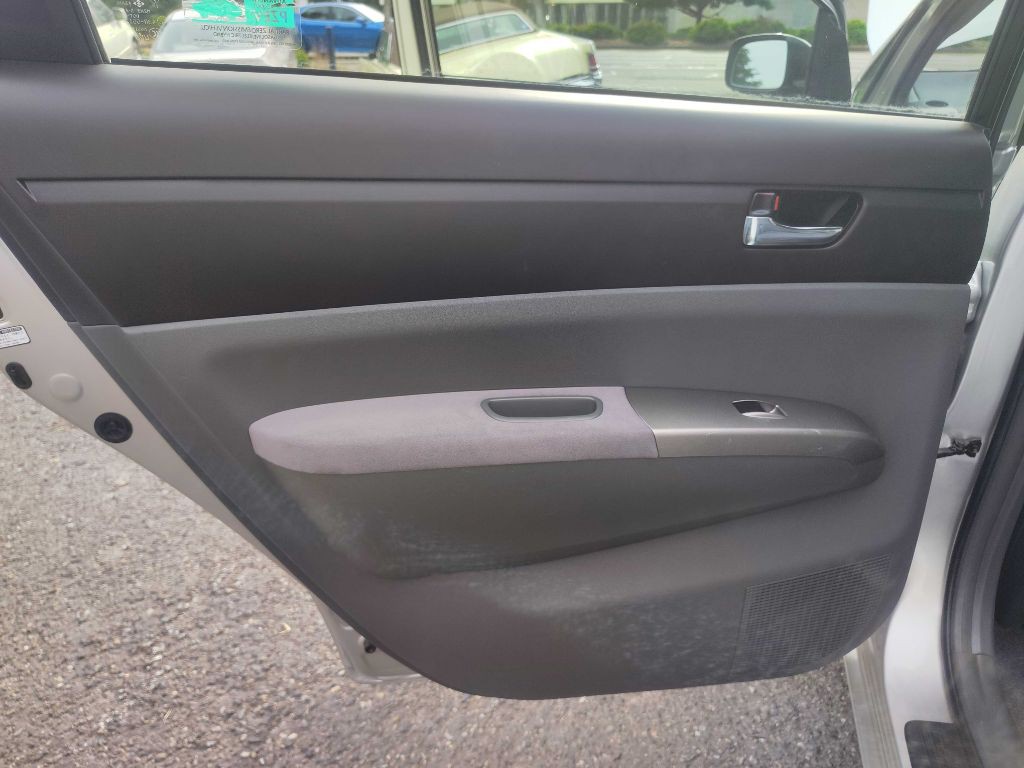 2005 Toyota Prius Image 19