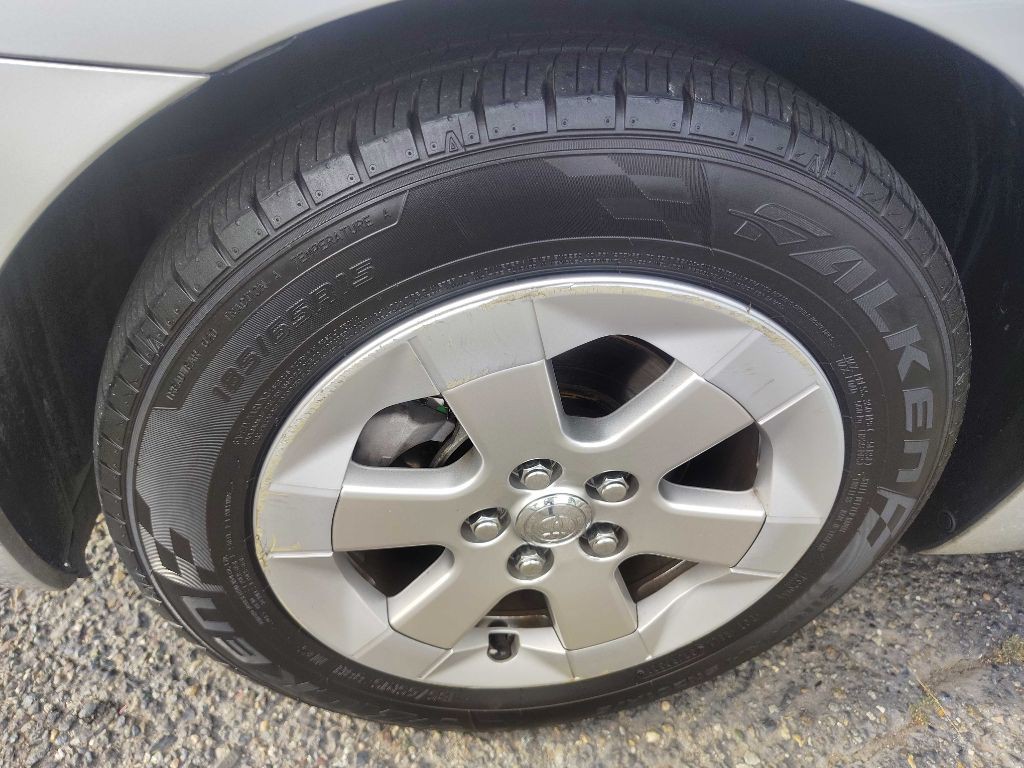 2005 Toyota Prius Image 23