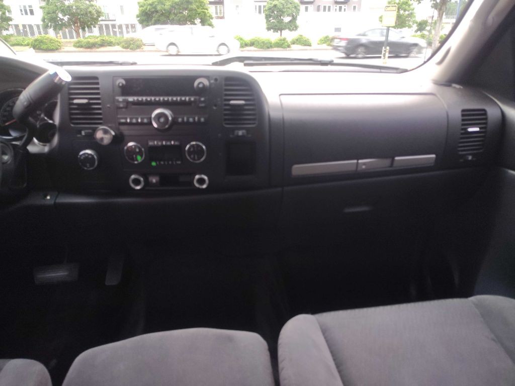 2009 Chevrolet Silverado 1500 Image 11
