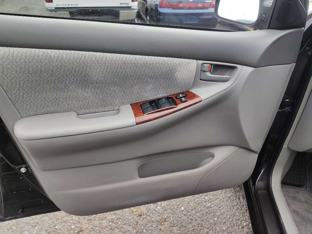 2003 Toyota Corolla Image 21