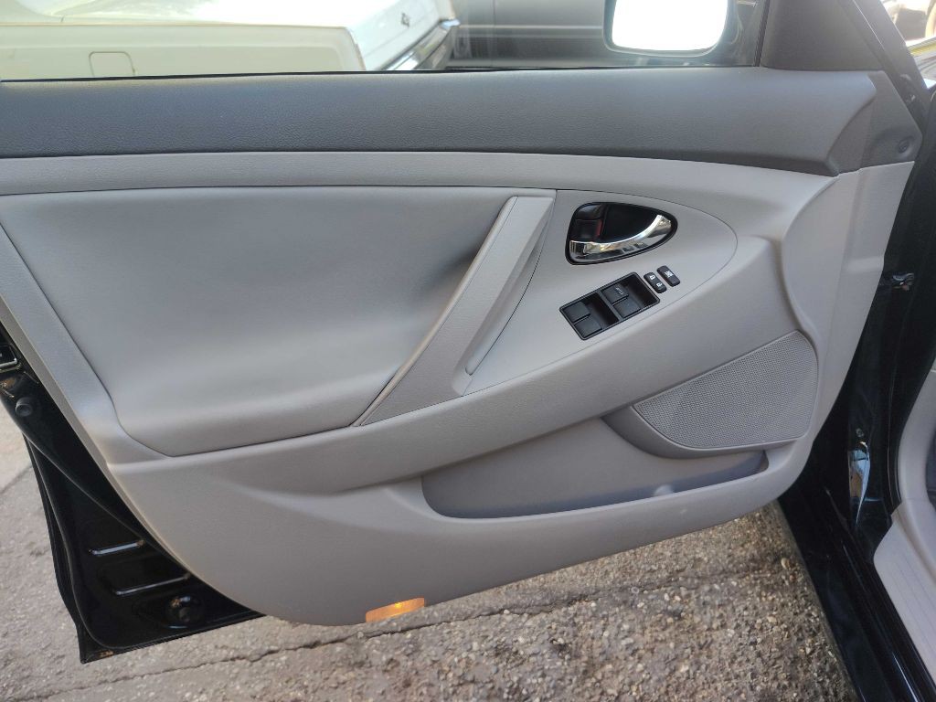 2007 Toyota Camry Image 24