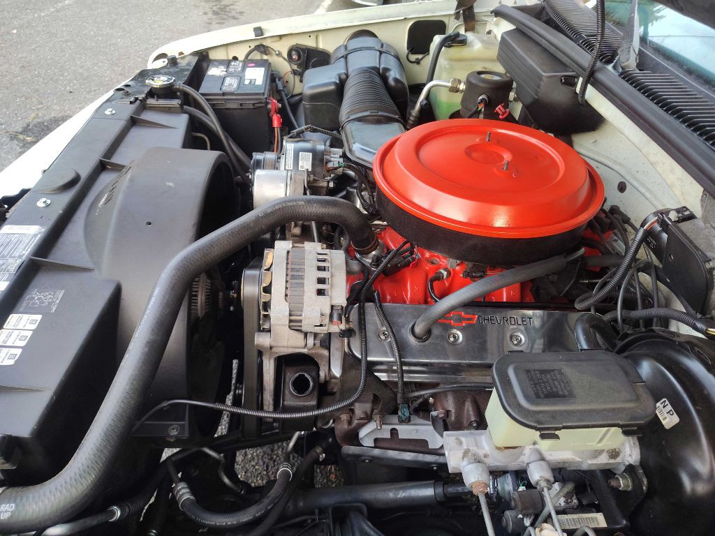 1994 GMC Sierra Image 2