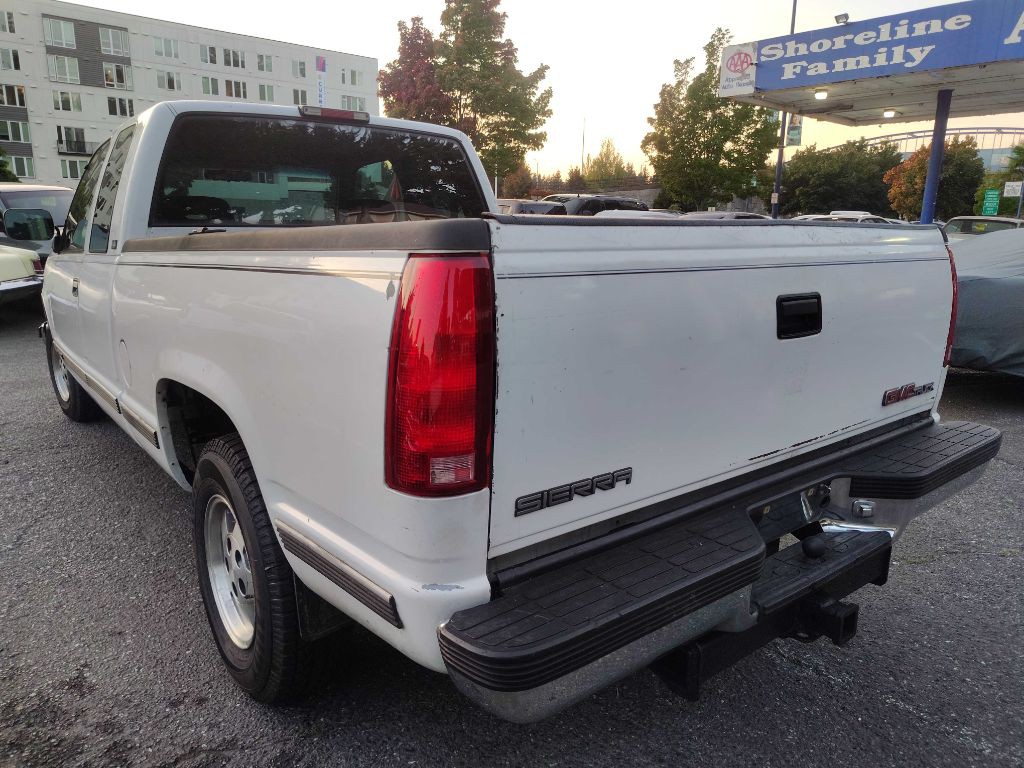 1994 GMC Sierra Image 5