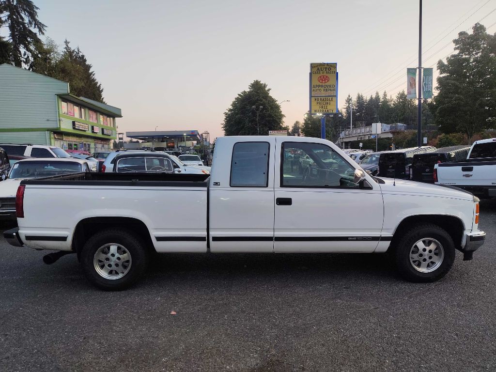 1994 GMC Sierra Image 8