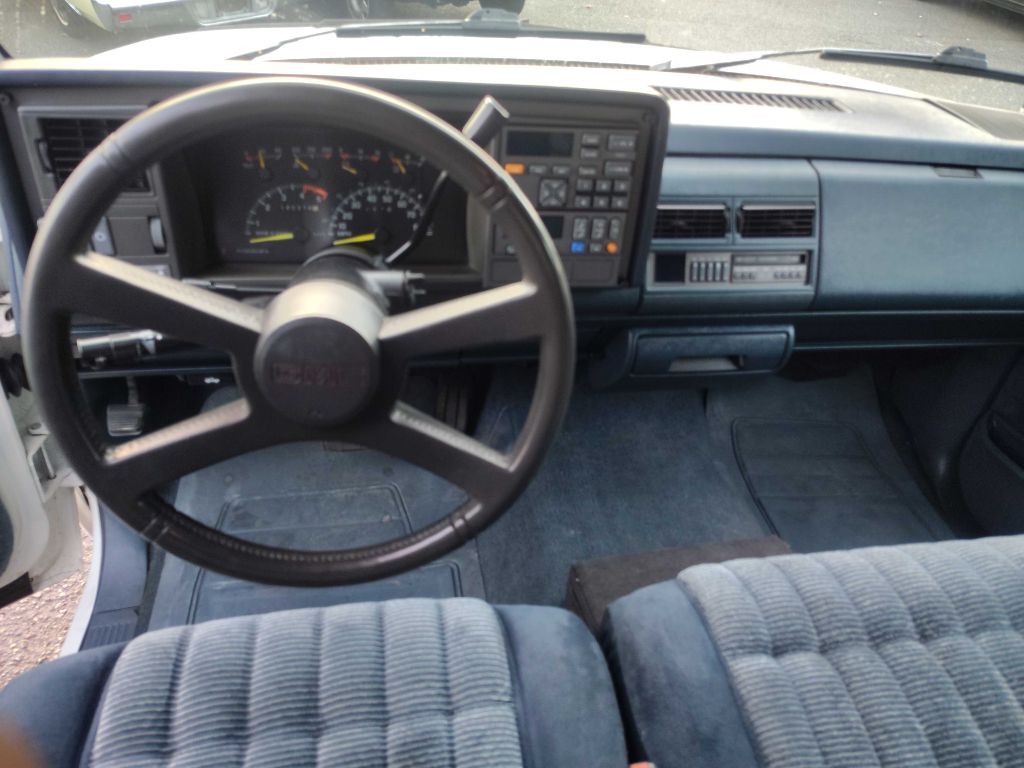 1994 GMC Sierra Image 12