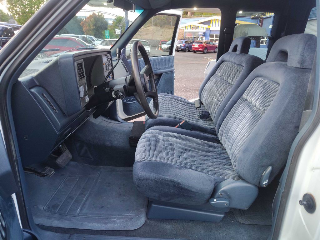 1994 GMC Sierra Image 14