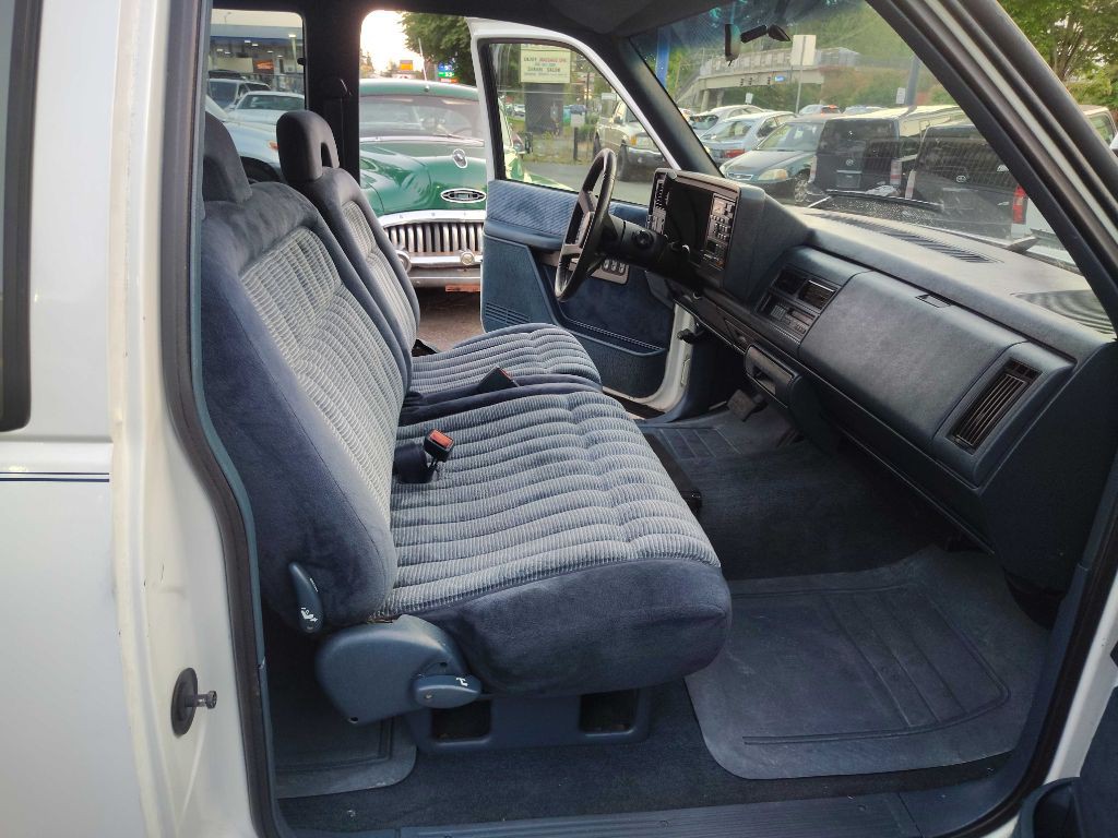 1994 GMC Sierra Image 15