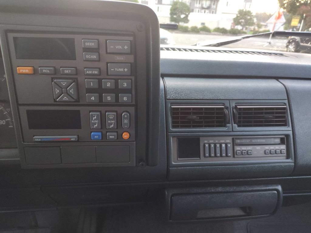 1994 GMC Sierra Image 20