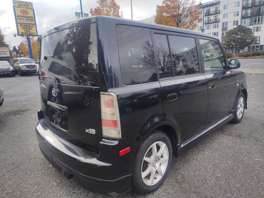 2006 Scion xB Image 4
