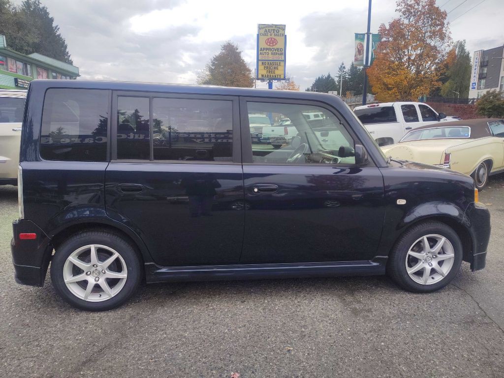 2006 Scion xB Image 5