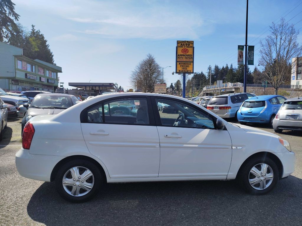 2007 Hyundai Accent Image 5