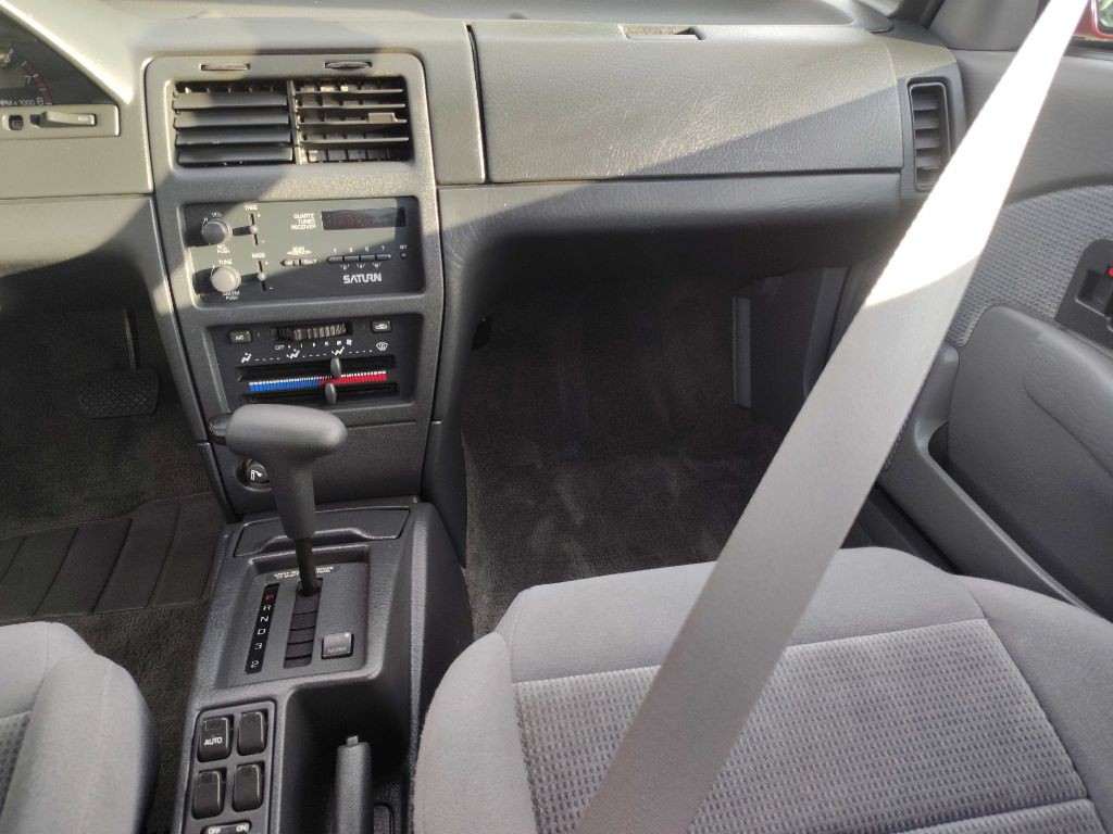 1992 Saturn SL2 Image 10