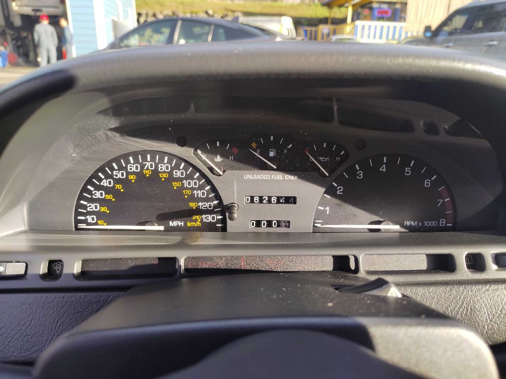 1992 Saturn SL2 Image 11