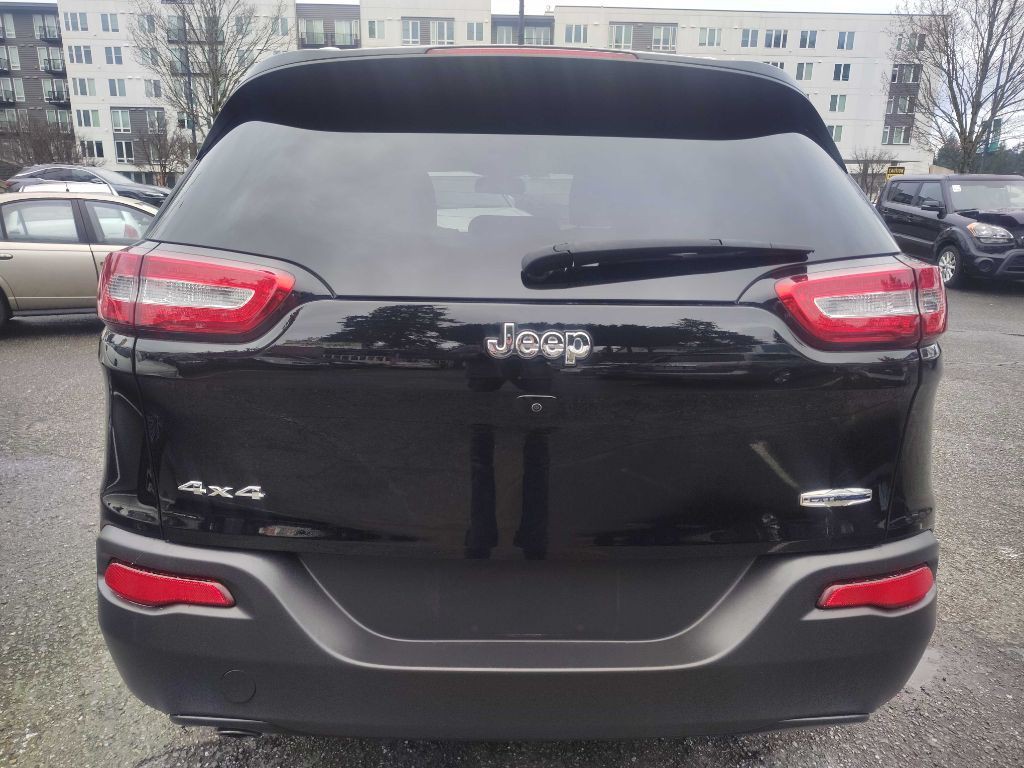 2018 Jeep Cherokee Image 3